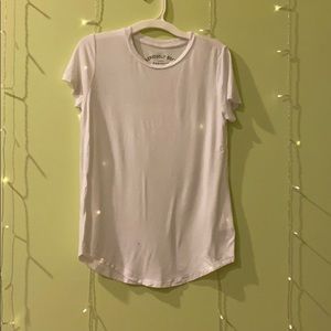 Plain white tee INSANELY SOFT